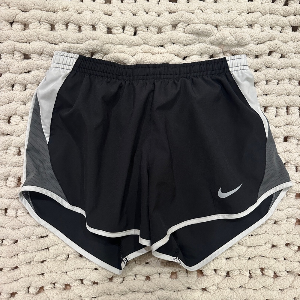 Nike Black and Gray Athletic Shorts for Performance